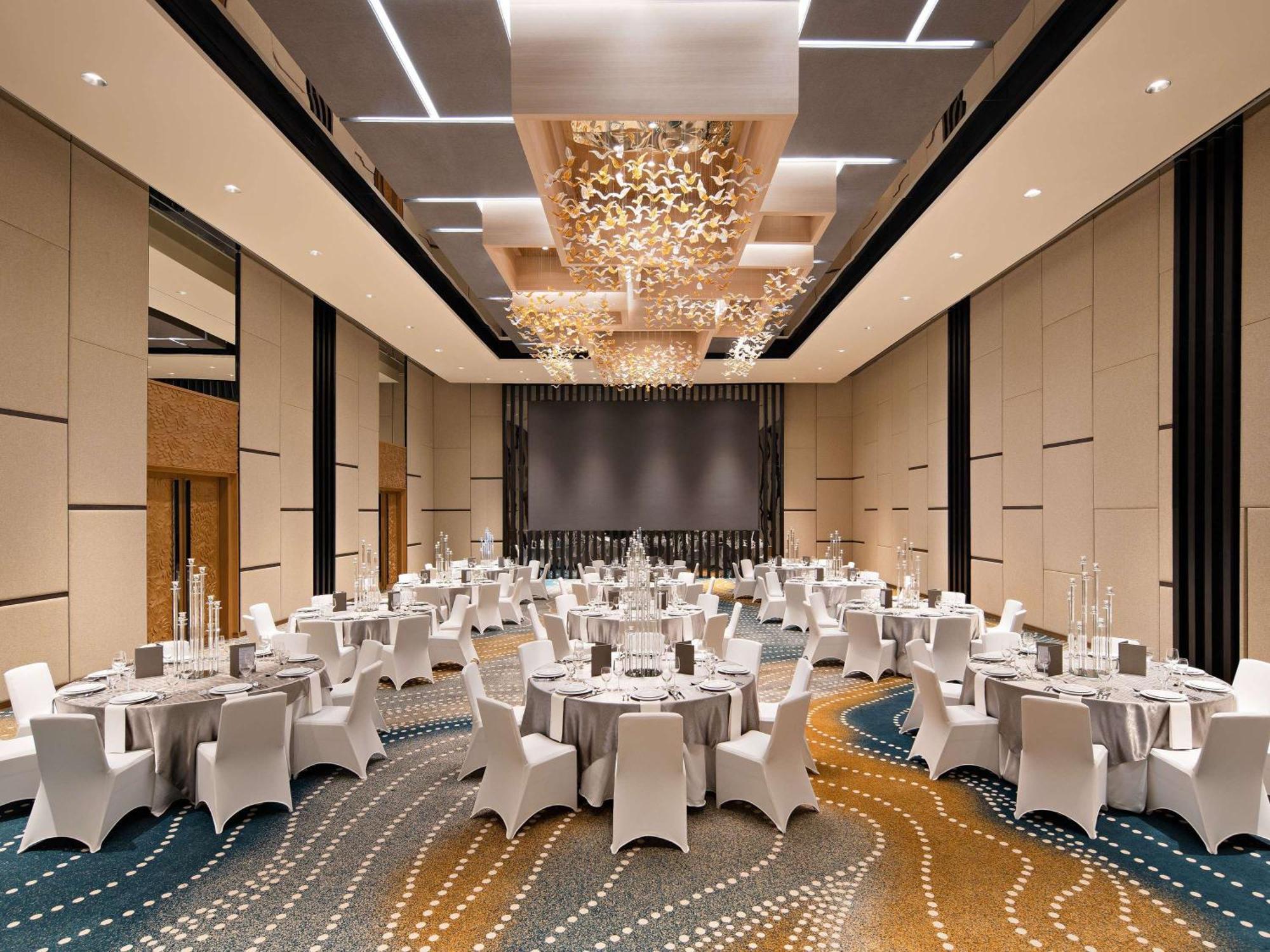 Moevenpick Hotel Jakarta City Centre Εξωτερικό φωτογραφία