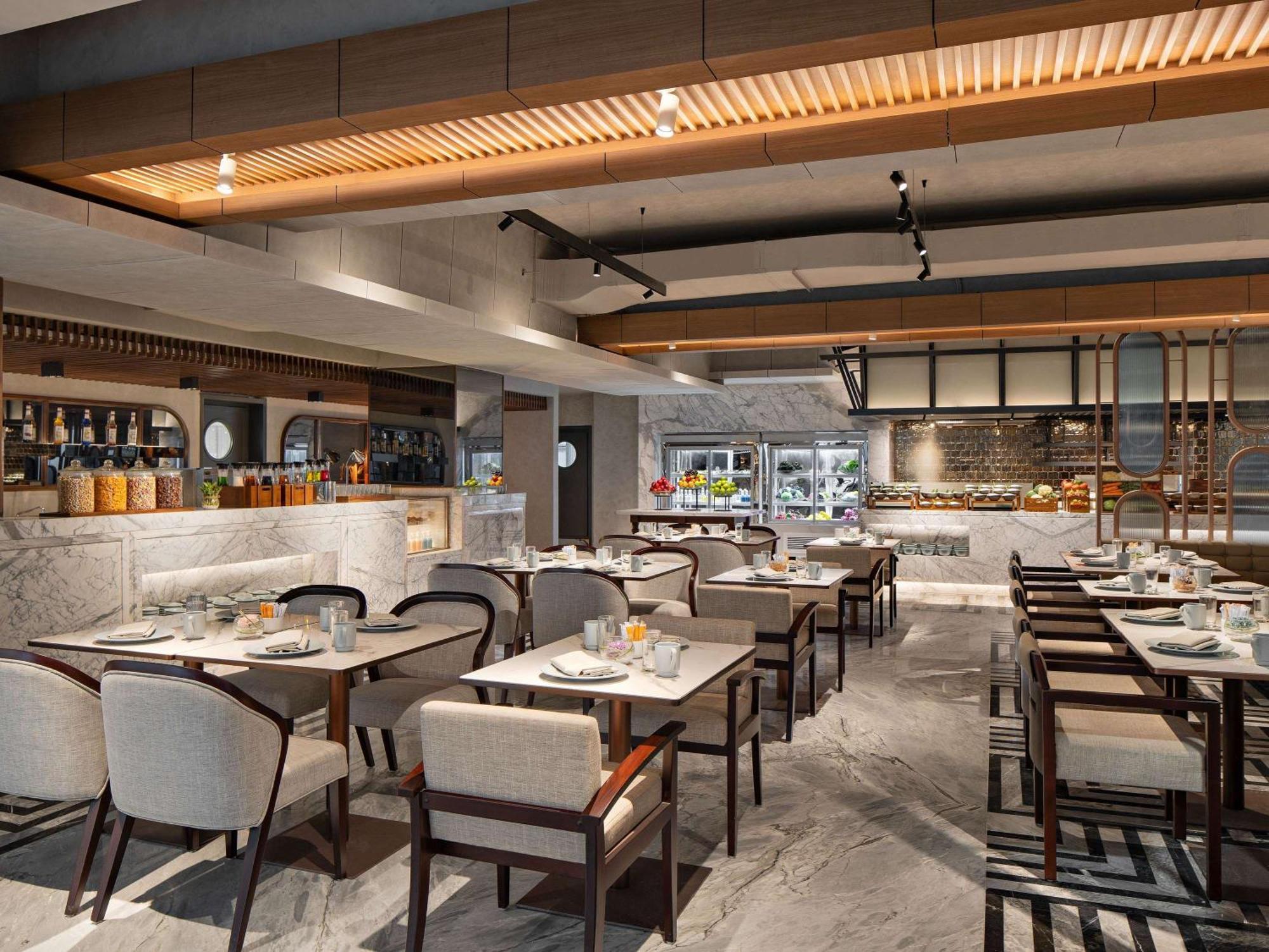 Moevenpick Hotel Jakarta City Centre Εξωτερικό φωτογραφία